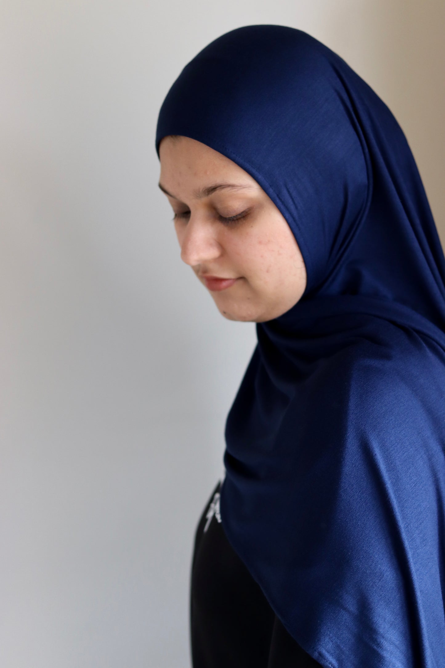 Bamboo Jersey Hijab - Navy